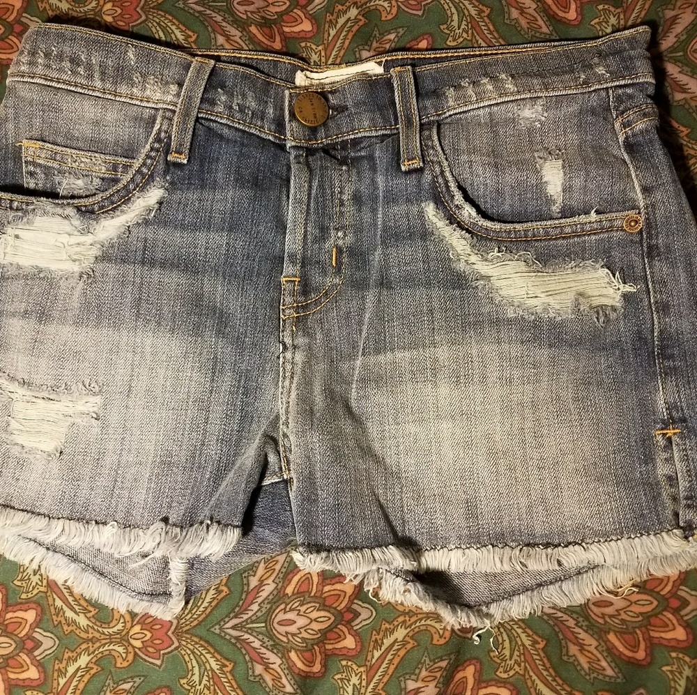 Shorts - Picture 3 of 3